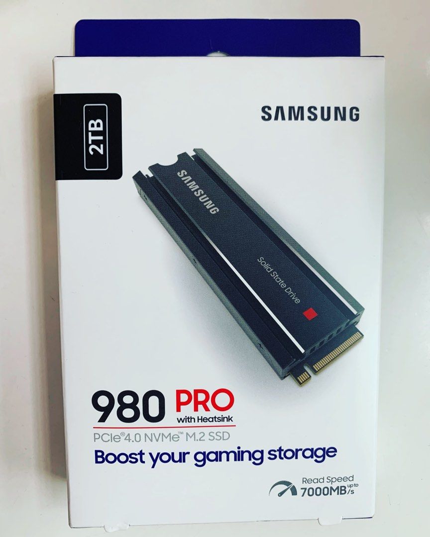 Samsung 980 Pro SSD with Heatsink 2TB PCLe Gen 4 NVMe M.2 Internal