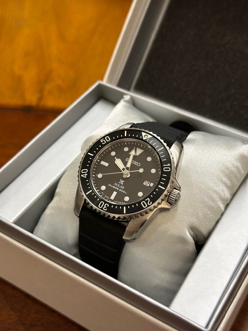SEIKO Solar SNE 573, Luxury, Watches on Carousell