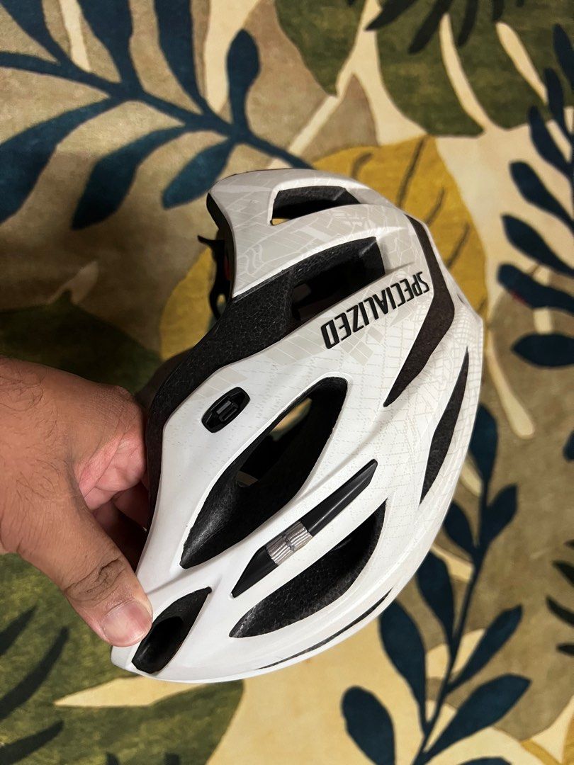 Specialised mountain bike 2025 helmet