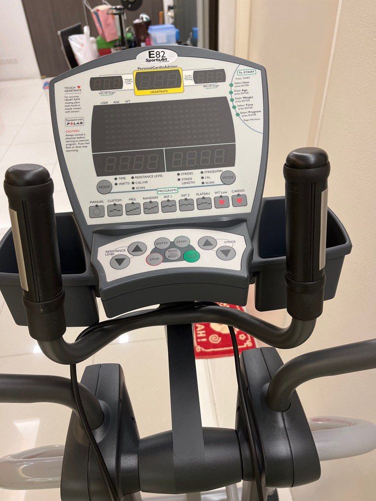 E82 sportsart elliptical machine best sale