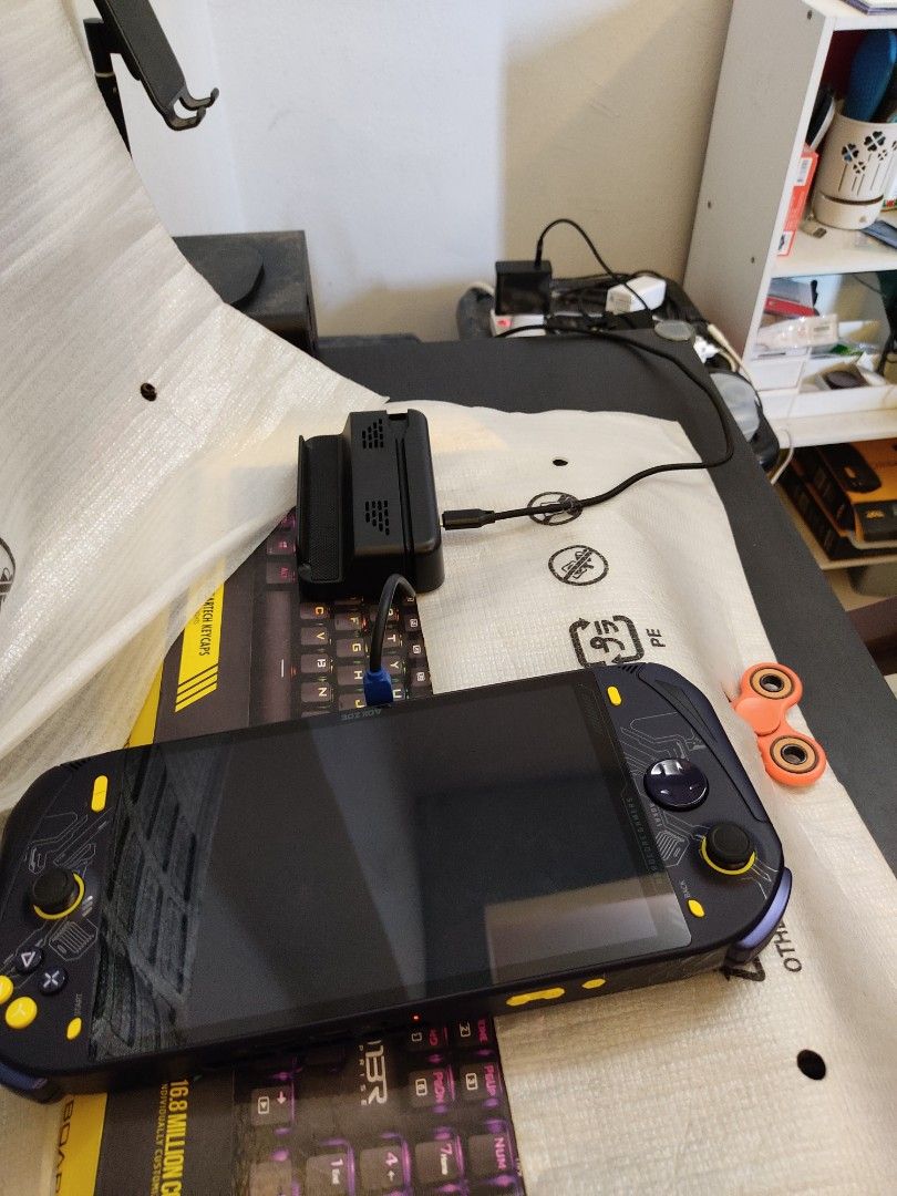 steamdeck third party dock, Computers & Tech, Parts & Accessories