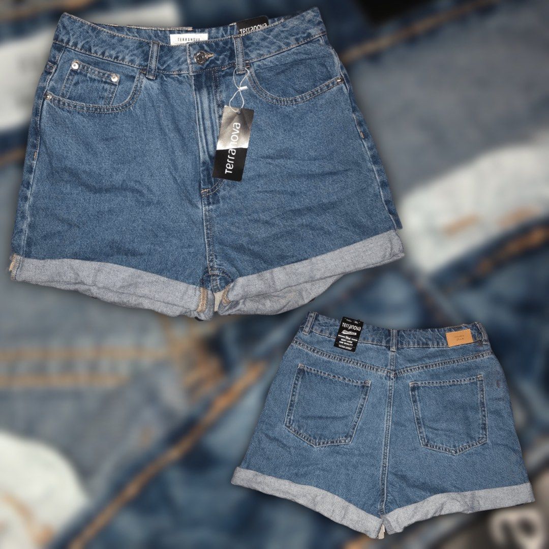 Terranova Dark Denim Mom Shorts (Category: Shorts) located in Antipolo. Submitted by declutteredthrifts (Listing ID 1209634688, Image 1). Description: ✨ Fits waistlines size 29-30 ✨ Rfs: too big on me ✨ Never used, tags are still intact ✨ Fixed hem folds ✨ With small stains near the back patch and back pocket (see photos posted) ✨ More photos and details upon request .