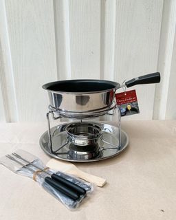 There layer bottom Cheese Fondue Set