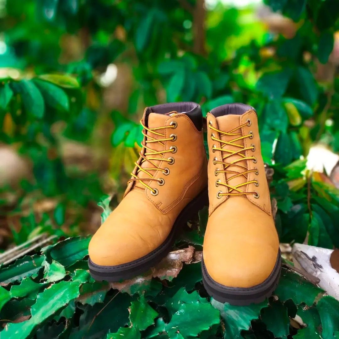 Timberland Boots not sepatu boots Caterpillar Docmart Redwing Thorogood