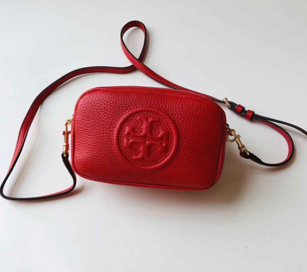 Tory Burch Perry Bombe Mini Camera Bag Red, Women's Fashion, Bags &  Wallets, Cross-body Bags on Carousell