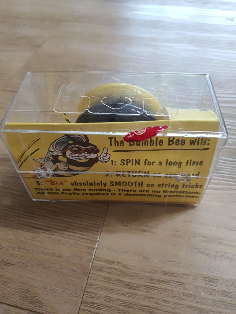 Turbo Bumble Bee YoYo, Hobbies & Toys, Toys & Games on Carousell