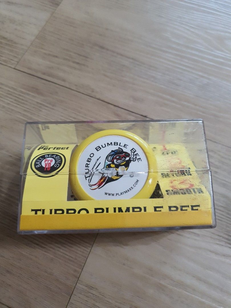 Turbo Bumble Bee YoYo, Hobbies & Toys, Toys & Games on Carousell