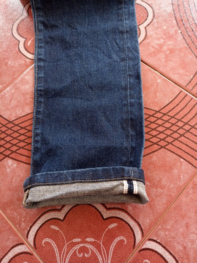 Uniglo selvedge, Men's Fashion, Coats, Jackets and Outerwear on Carousell