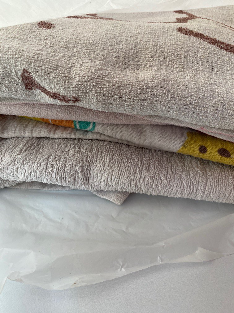 (FREE) used bath towels Furniture Home Living Bedding Towels on