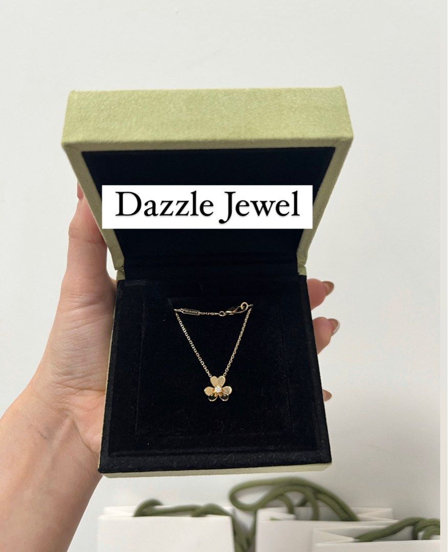 Frivole necklace outlet