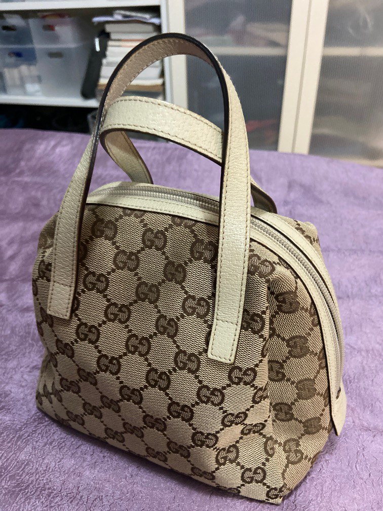 Very good cond Gucci dumpling bag, Luxury, Bags u0026 Wallets on Carousell