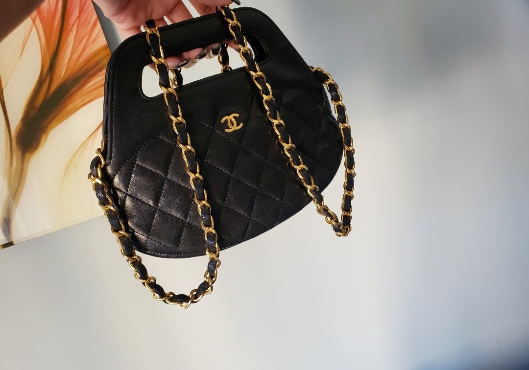 現貨Vintage Chanel黑色羊皮Mini 31 Bag, 名牌, 手袋及銀包- Carousell