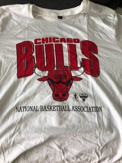 Vintage 90s Chicago Bulls T-Shirt - Q-Finder Trending Design T Shirt