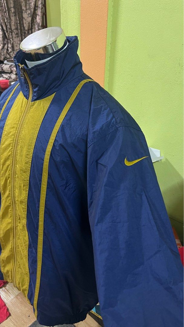 mens nike wind breakers