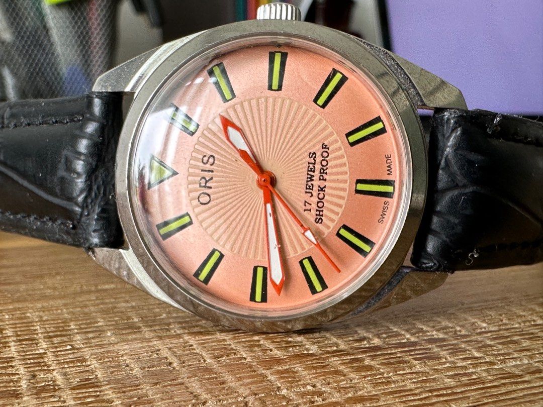 Vintage Oris Manual 17 Jewels 36mm Watch with nearly new strap