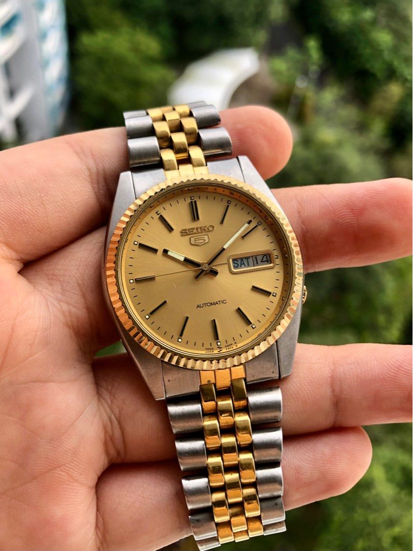 Vintage Seiko 5 Datejust/Day-date automatic watch, Men's Fashion, Watches &  Accessories, Watches on Carousell