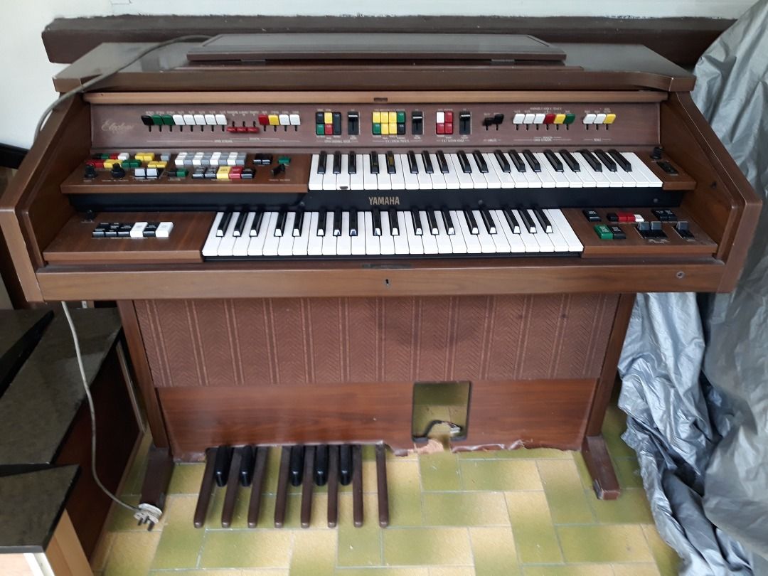 Yamaha Organ Heavily Used Free Items on Carousell