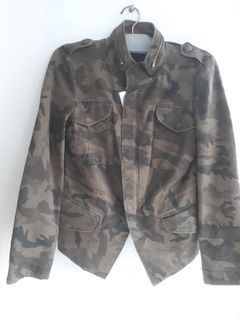 ZARA BASIC army