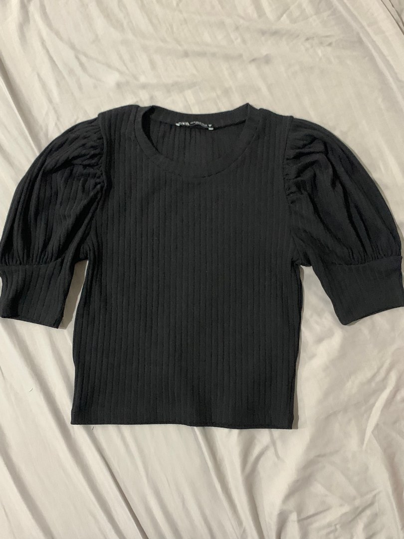 Zara black puff sleeve crop top, Women's Fashion, Tops, Shirts on Carousell