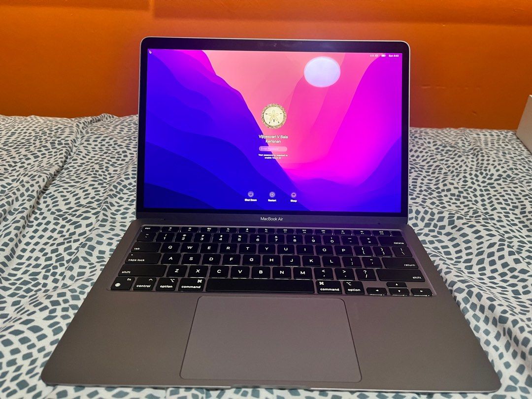 13-inch MacBook Air with Apple M1 Chip, Computers & Tech, Laptops ...