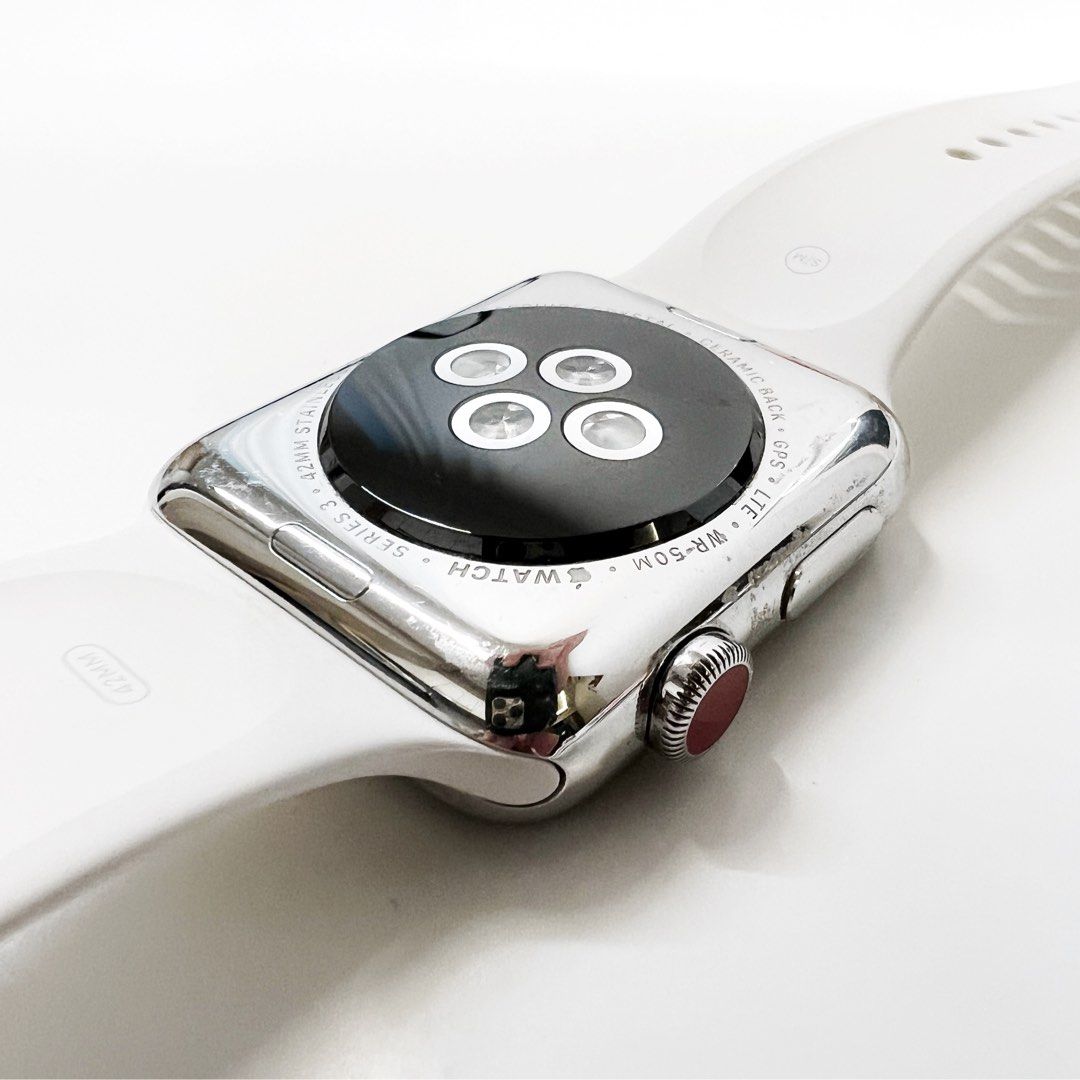 Apple watch series 3 42mm stainless steel milanese loop top
