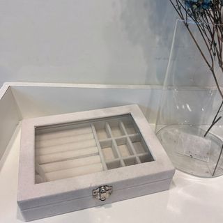 由 HeaFaTe___ (刊登 ID 1209841357，圖片 1) 提交，位於 的 (類別：)，說明：。