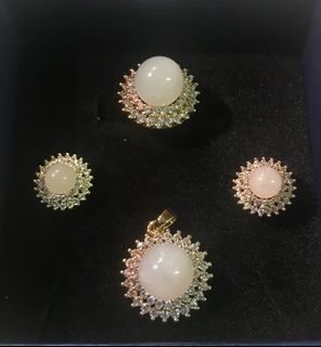 （分類：）位於 。 由 fansons 提交（商品編號 1209799562，圖片 1）。簡介： 。