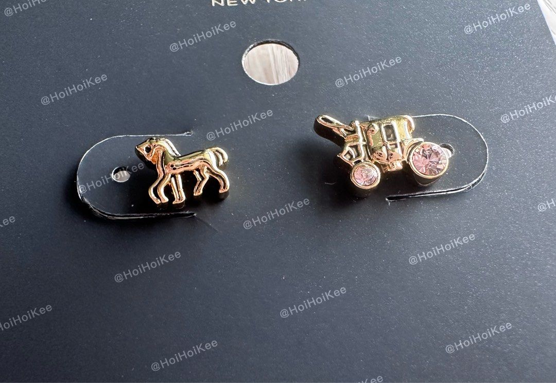 Coach horse discount and carriage earrings