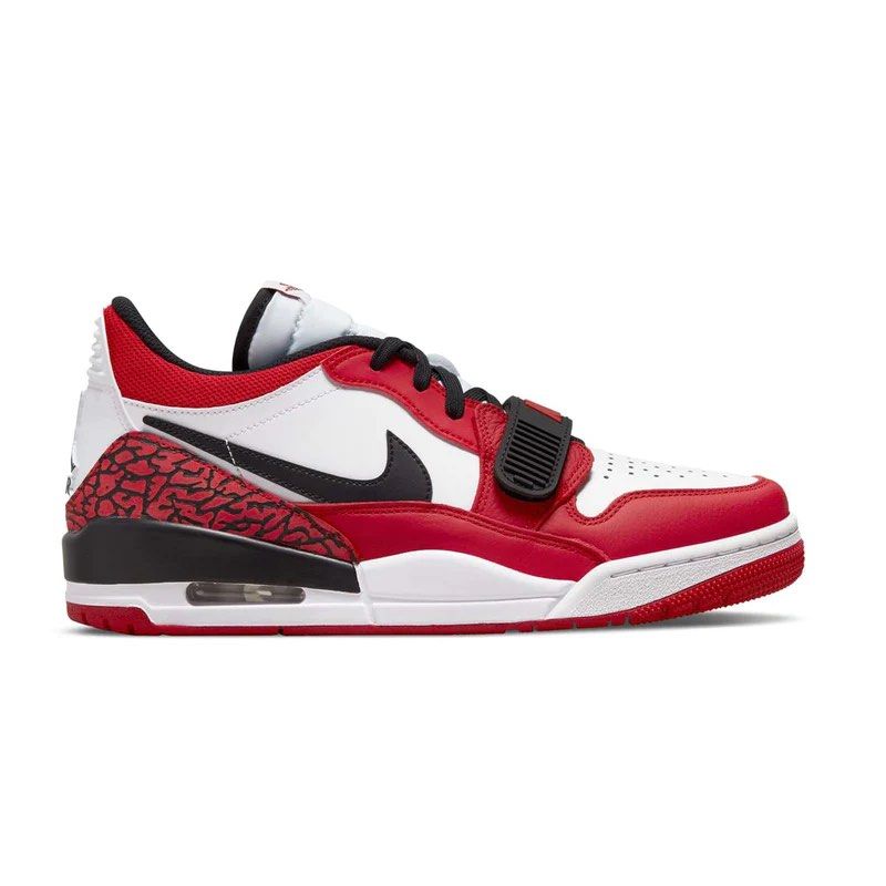 Air Jordan Legacy 312 Low 'Chicago', Men's Fashion, Footwear, Sneakers on  Carousell