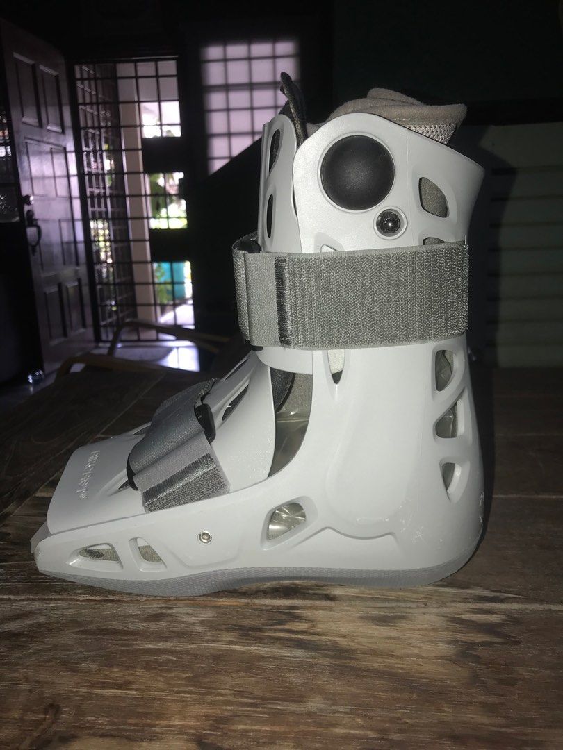aircast boot, Health & Nutrition, Braces, Support & Protection on Carousell