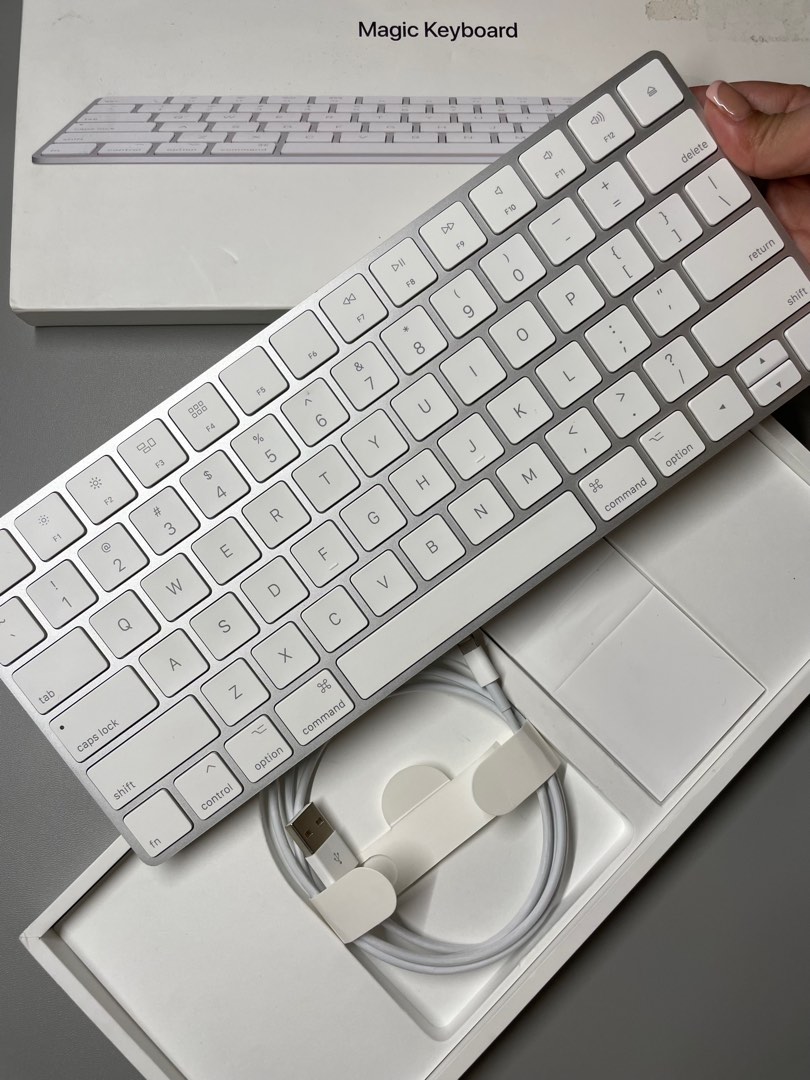 Apple Magic Keyboard with Box and cord, Computers & Tech, Parts