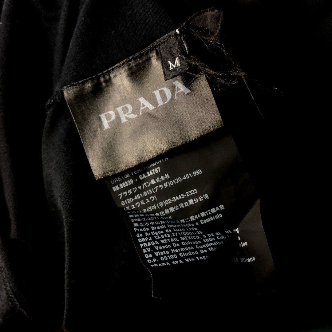 Prada Logo Pocket T-shirt - Kaialux