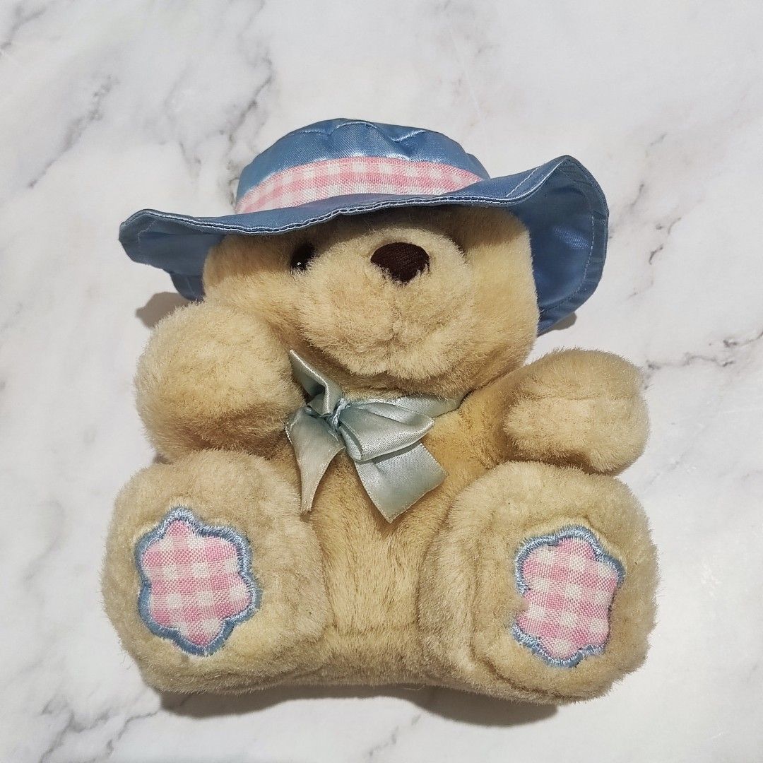 Bear Cuddler teddy bear, Hobbies & Toys, Toys & Games on Carousell