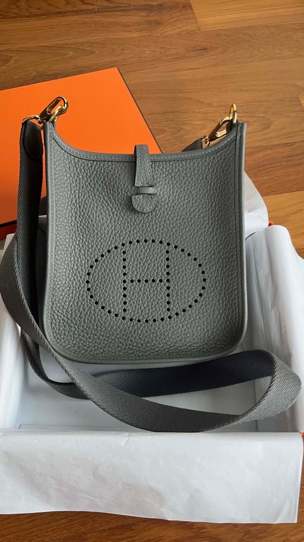 HERMES Taurillon Clemence Evelyne TPM Gris Meyer 1240518