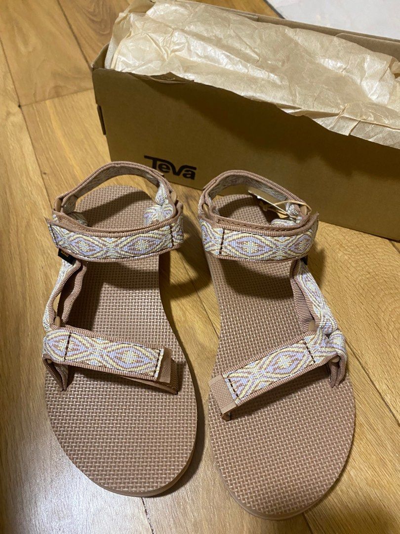 Teva size 7 shop