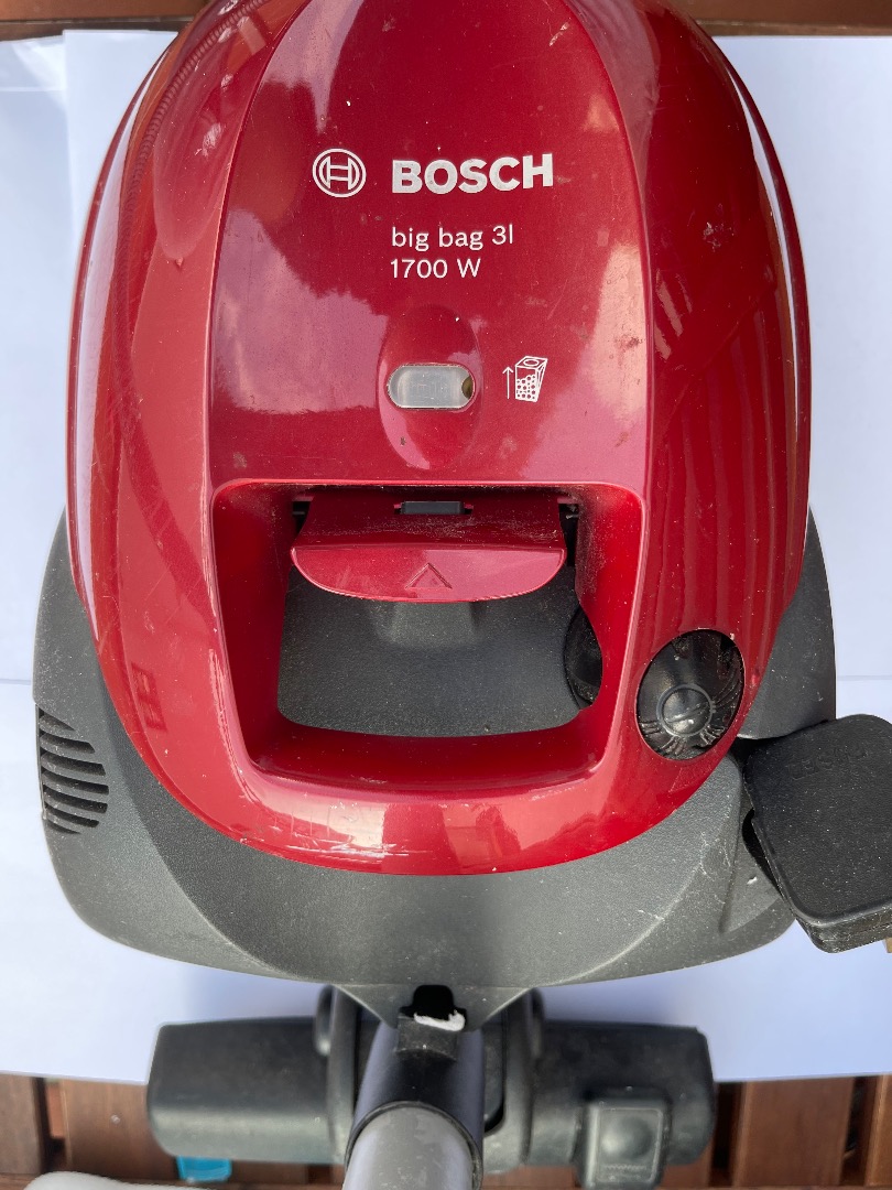 Bosch Vaccum Cleaner, TV & Home Appliances, Electrical, Adaptors