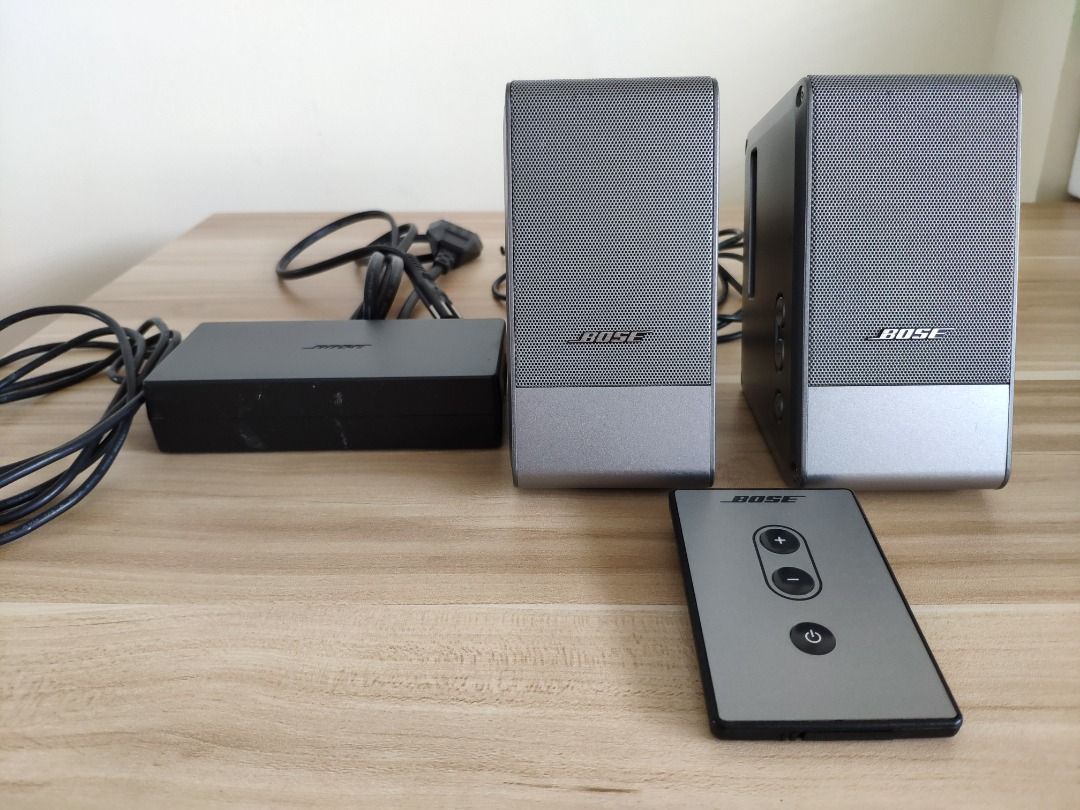 Bose Computer MusicMonitor Speakers 2.0 System Portable Desktop Laptop