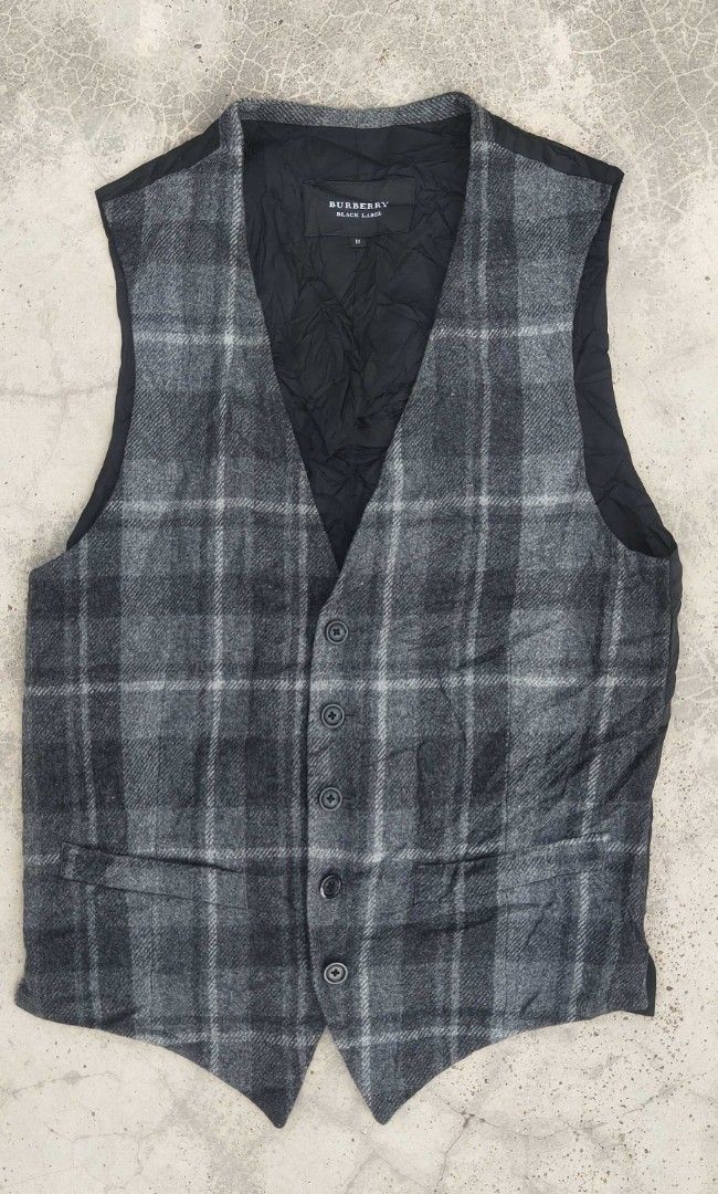 burberry vest, Men's Fashion, Coats, Jackets and Outerwear on Carousell