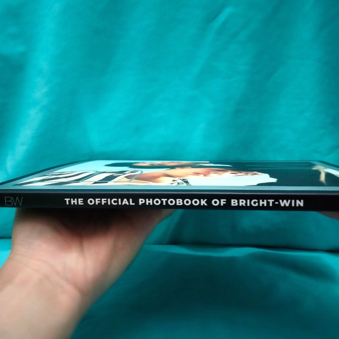 BW | THE OFFICIAL PHOTOBOOK OF BRIGHT-WIN (BLACK VER.), Buku