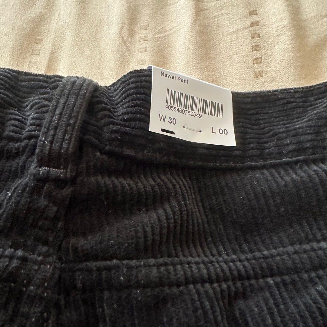 carhartt newel corduroy black