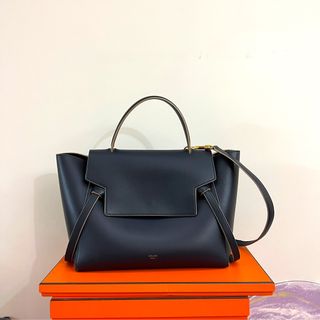 （分類：）位於 。 由 vip.luxe 提交（商品編號 1209831209，圖片 1）。簡介： 。