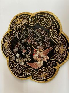 Chinese New Year Good quality Shanghai Gold Silver Embroidery Phoneix Design Placemat/Vase Placemat  - black color background中國新年優質上海金銀刺繡鳳凰設計餐墊/花瓶餐墊 黑色背景