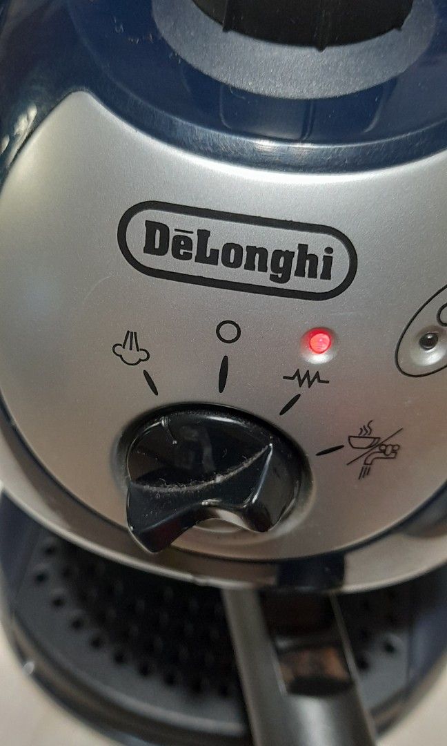Delonghi coffee machine made in Italy, 家庭電器, 廚房電器, 咖啡機及咖啡壺 Carousell