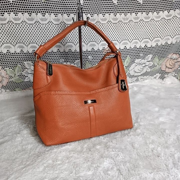 Cole haan sling store bag