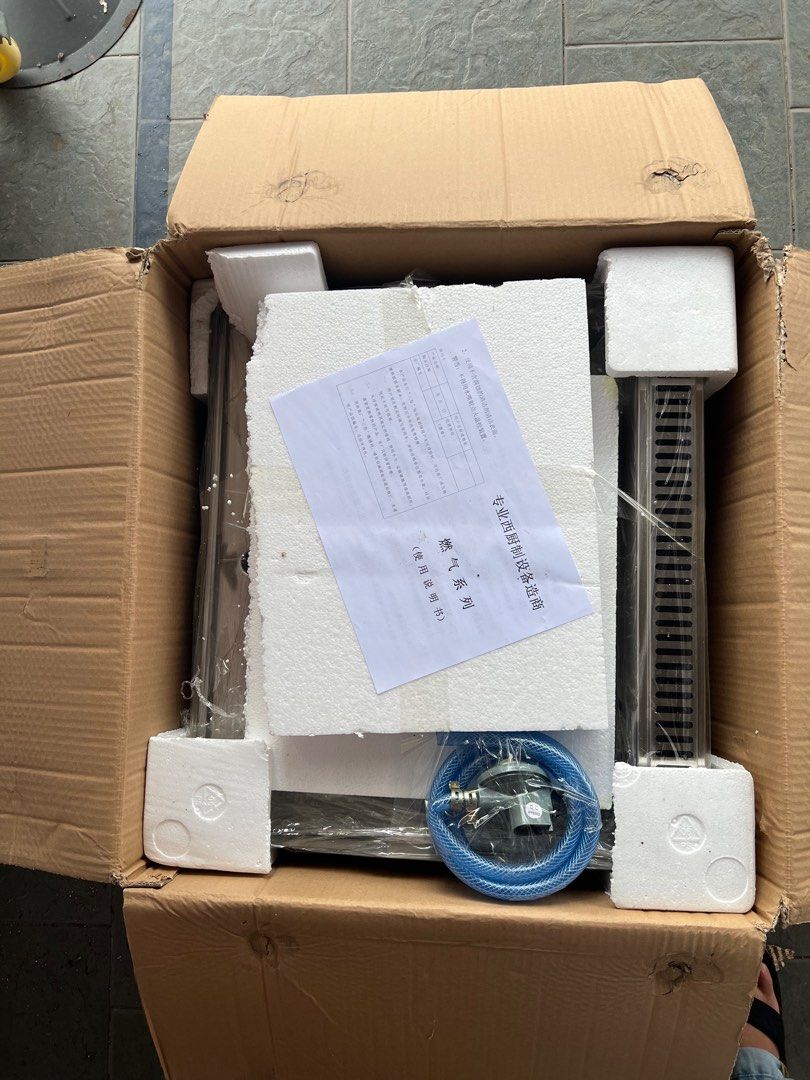 Commercials Gas Griddle Stove, Furniture & Home Living, Kitchenware