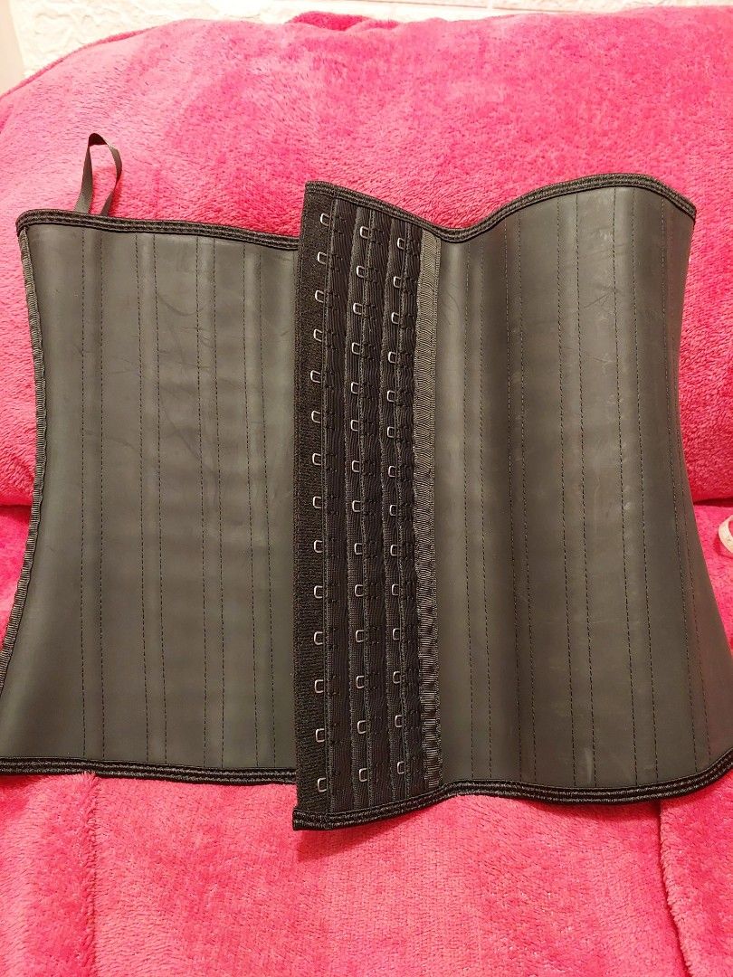 Corset waist training corset medium with free extender, Women's Fashion