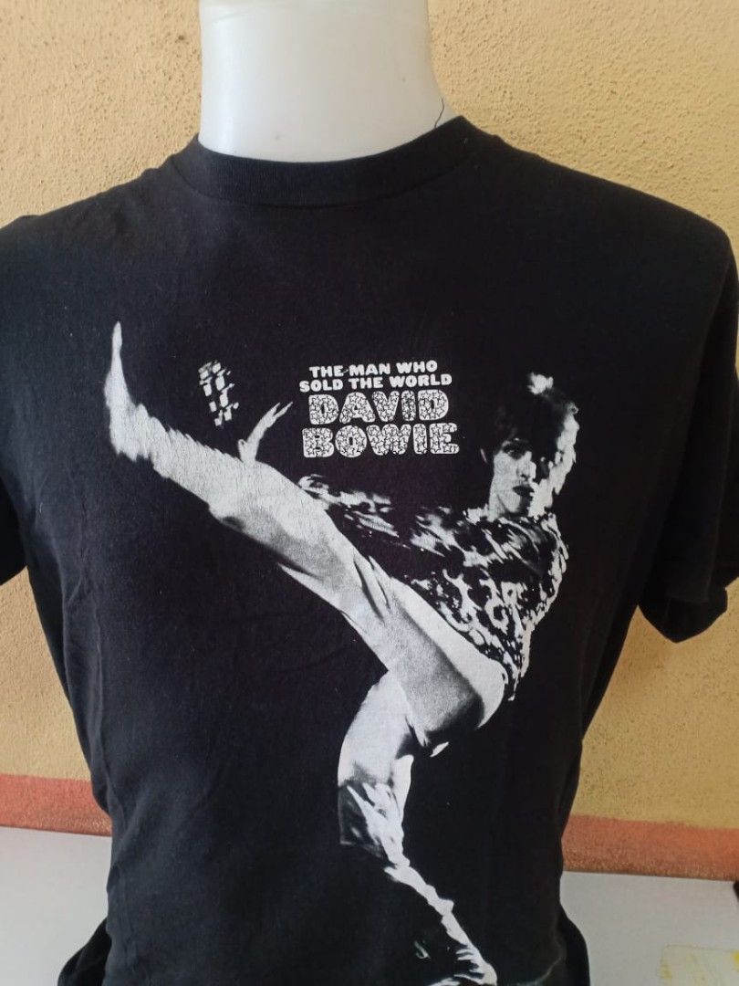 DAVID BOWIE, Men's Fashion, Tops & Sets, Formal Shirts on Carousell