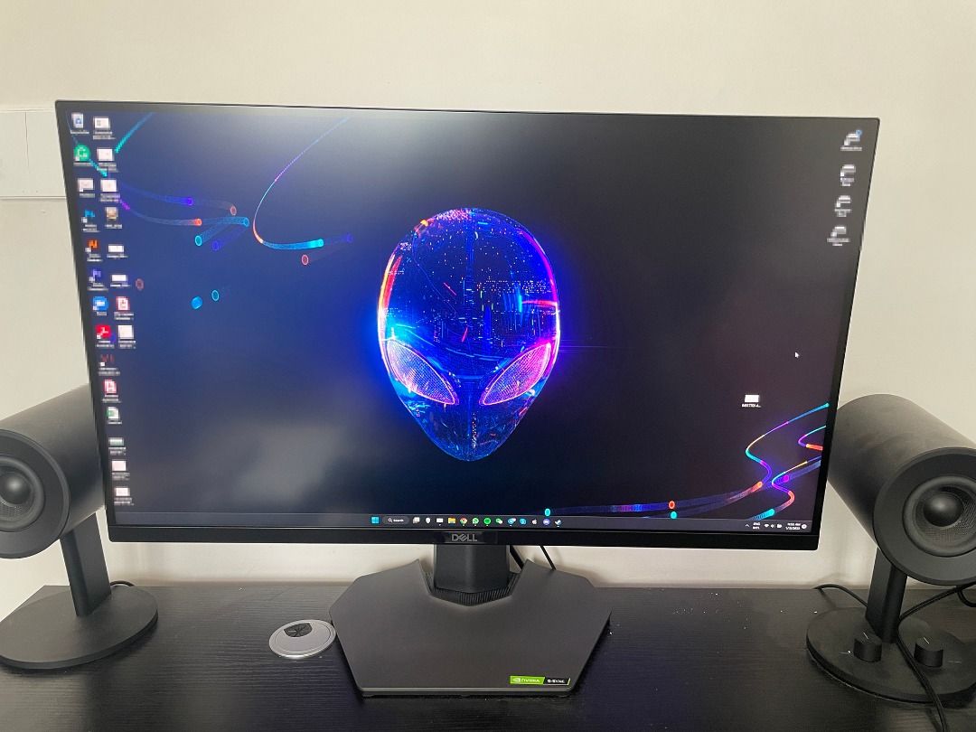 Dell 27 Inch Monitor: S2721DGF QHD 165Hz Rrefresh Rate NVIDIA G-SYNC & AMD  FreeSync, Computers & Tech, Parts & Accessories, Monitor Screens on  Carousell