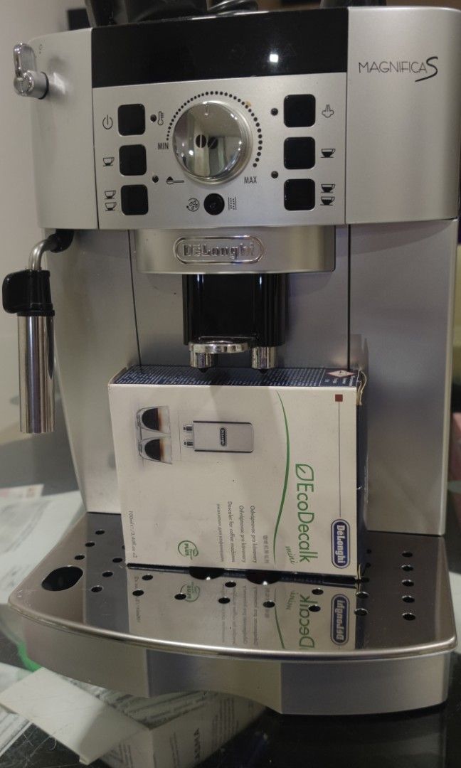 Delonghi ECAM 22.110 Magnifica Coffee Machine, TV & Home Appliances