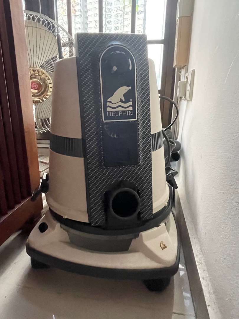 Delphin Vacuum Cleaner, TV & Home Appliances, Vacuum Cleaner